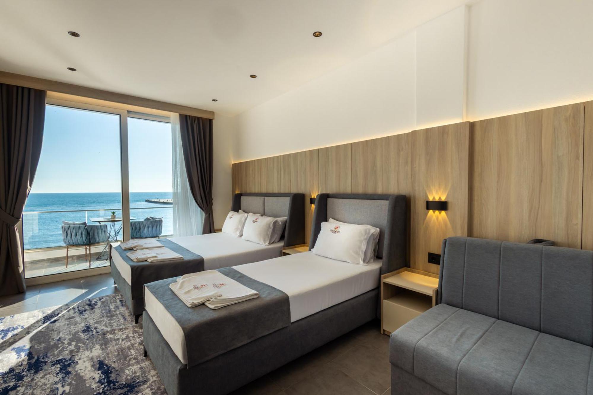 Continental Hotel Ulcinj Buitenkant foto